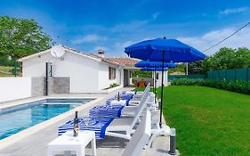 Holiday Home Casa Gverino By Interhome